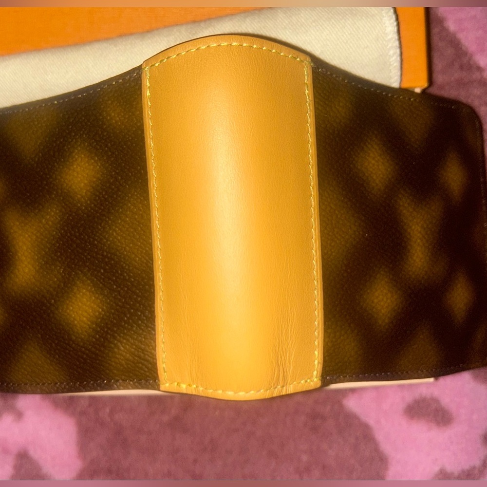 🔥 Louis Vuitton ‘Blurry’ Monogram Slim Wallet - Picture 4 of 16
